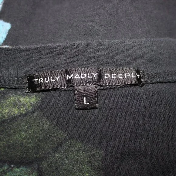 Truly Madly Deeply Black Abstract T-Shirt L Colorful Urban Outfitters Cotton - Picture 4 of 7